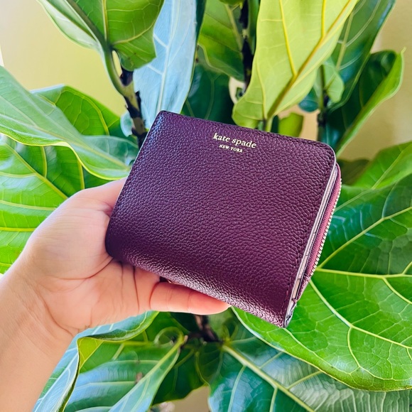 SALE❤️✨KATE SPADE ♠️ staci small zip around Wallet - Picture 2 of 16